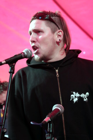 Vycurat A Spat (CZ) 5. Migthy Sounds Festival - Bandzone Stage, Olsi bei Tabor (CZ) 18. Juli 2009 (7).JPG